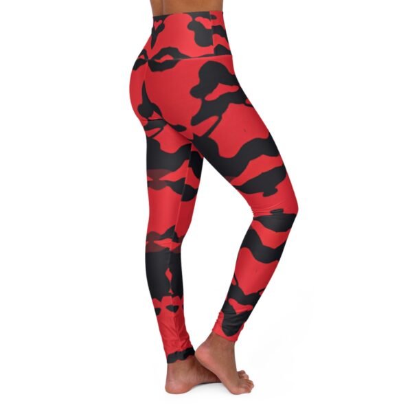 Red Camouflage Print Yoga Leggings - Image 3